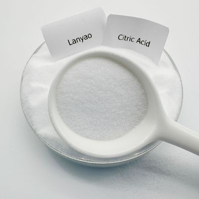 Proszek kwasu cytrynowego monohydrat o formule chemicznej C6H8O7·H2O